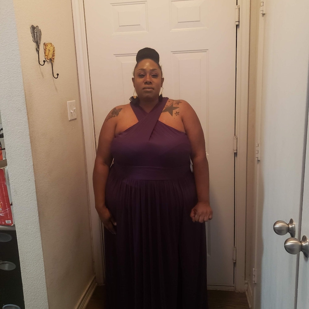 Dress - Picture 2 of 3